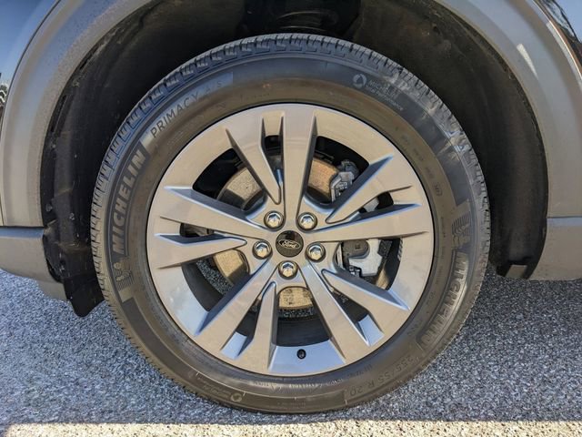 Certified 2025 Ford Explorer Active w/ Active Comfort Package AWD/4WD image 10