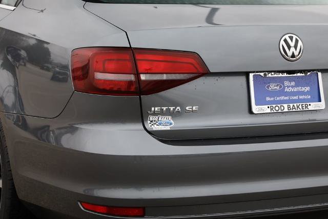 Used 2017 Volkswagen Jetta SE image 14