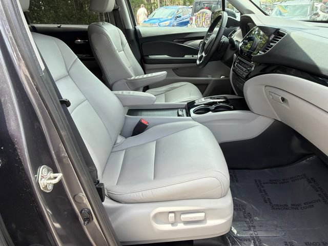Used 2019 Honda Pilot Touring image 13