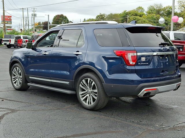 Certified 2017 Ford Explorer Platinum AWD/4WD image 4