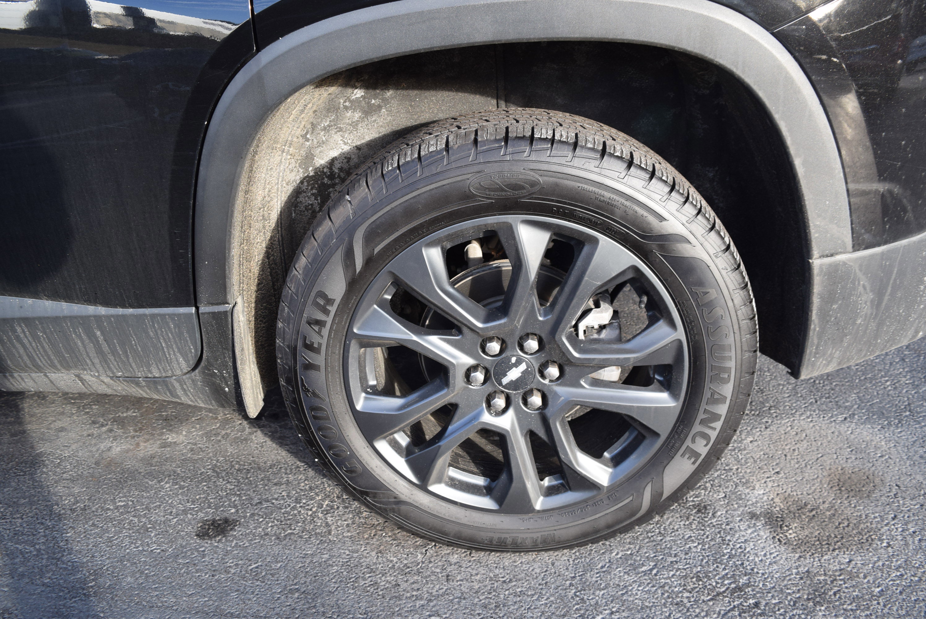 Used 2021 Chevrolet Traverse RS w/ LPO, Floor Liner Package image 6