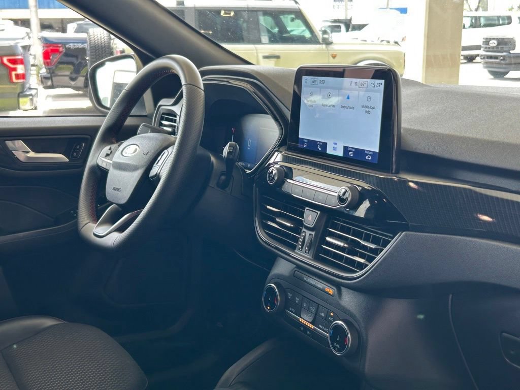 Certified 2026 Ford Escape ST-Line FWD image 25
