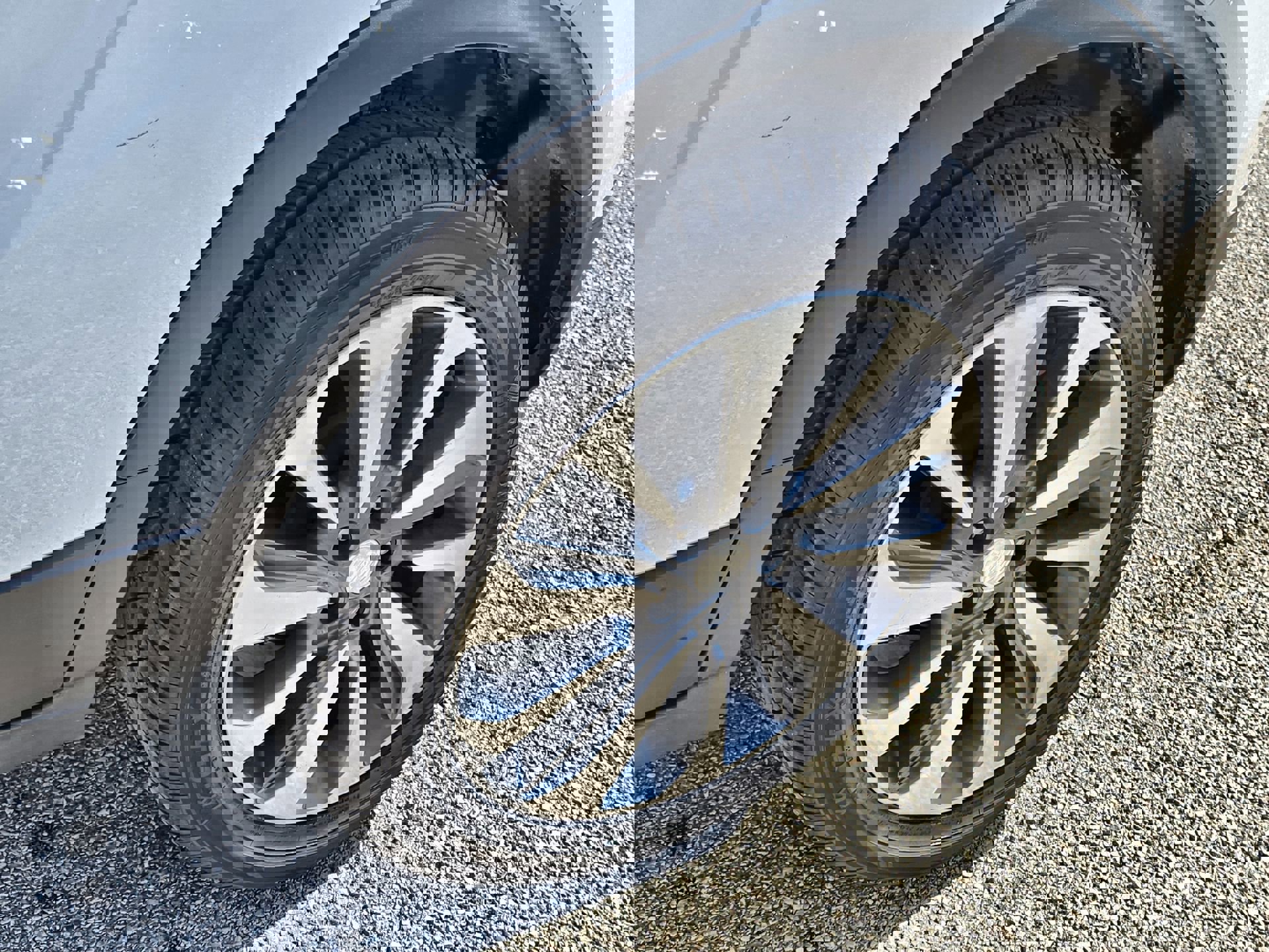 Used 2021 Buick Encore Preferred image 11