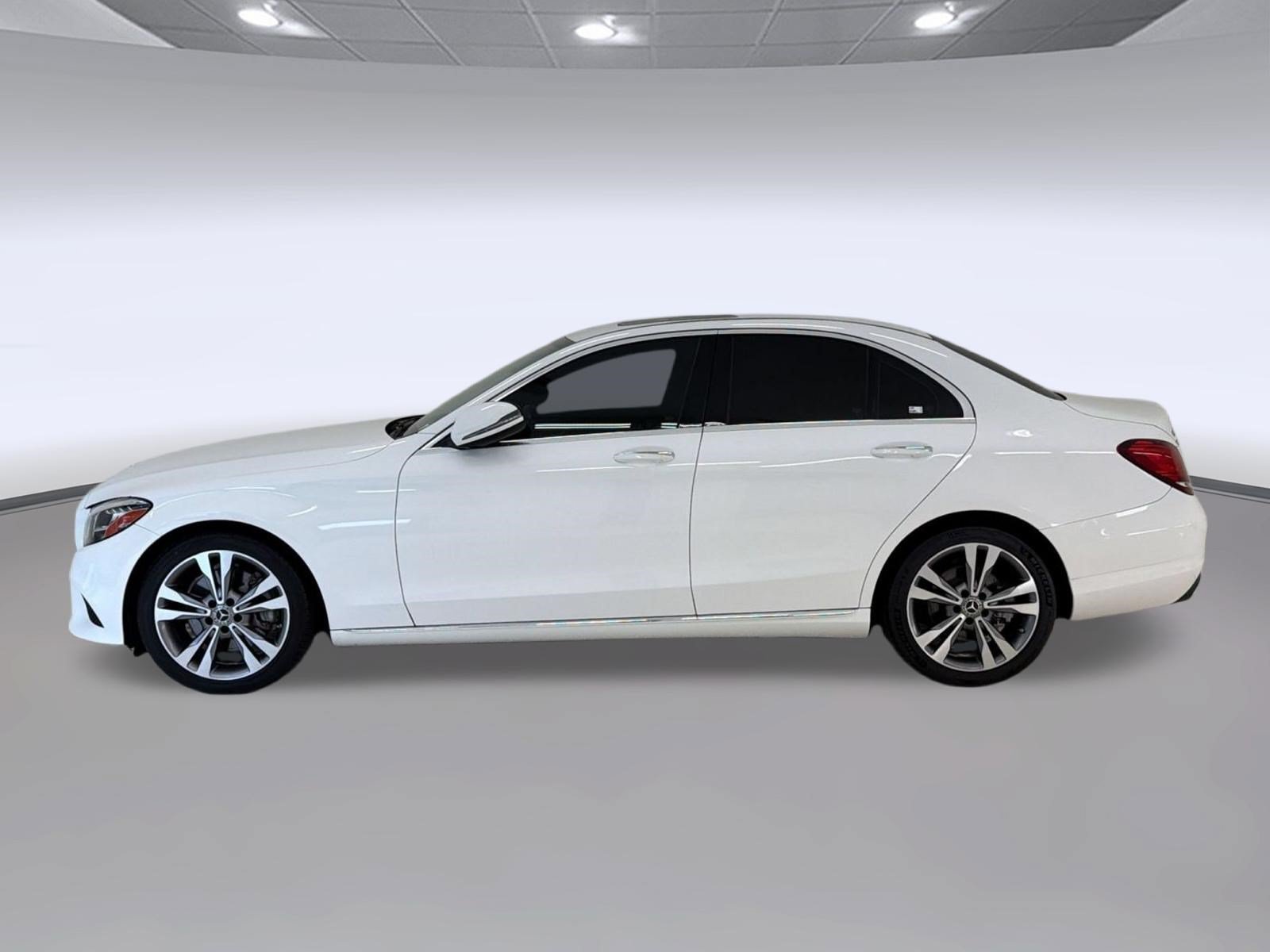 Used 2020 Mercedes-Benz C 300 Sedan image 2