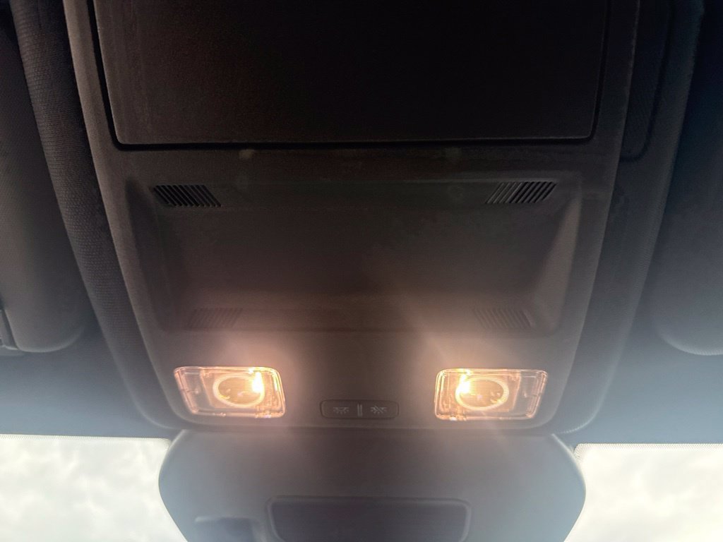 Certified 2025 Ford Escape ST-Line Select AWD/4WD image 25