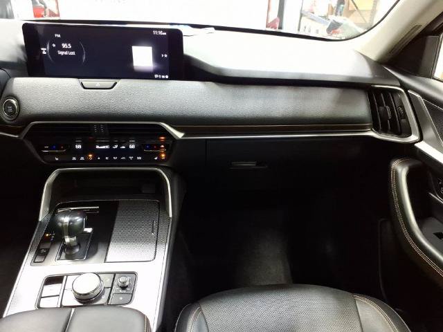 Used 2025 MAZDA CX-70 3.3 Turbo w/ Preferred Package AWD/4WD image 12