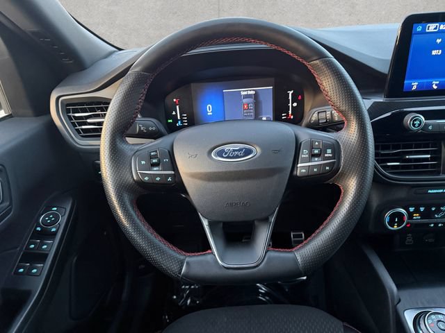 Certified 2024 Ford Escape ST-Line AWD/4WD image 22