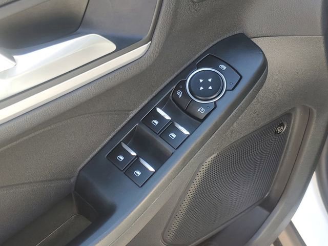 Certified 2023 Ford Escape Platinum w/ Premium Technology Package AWD/4WD image 9