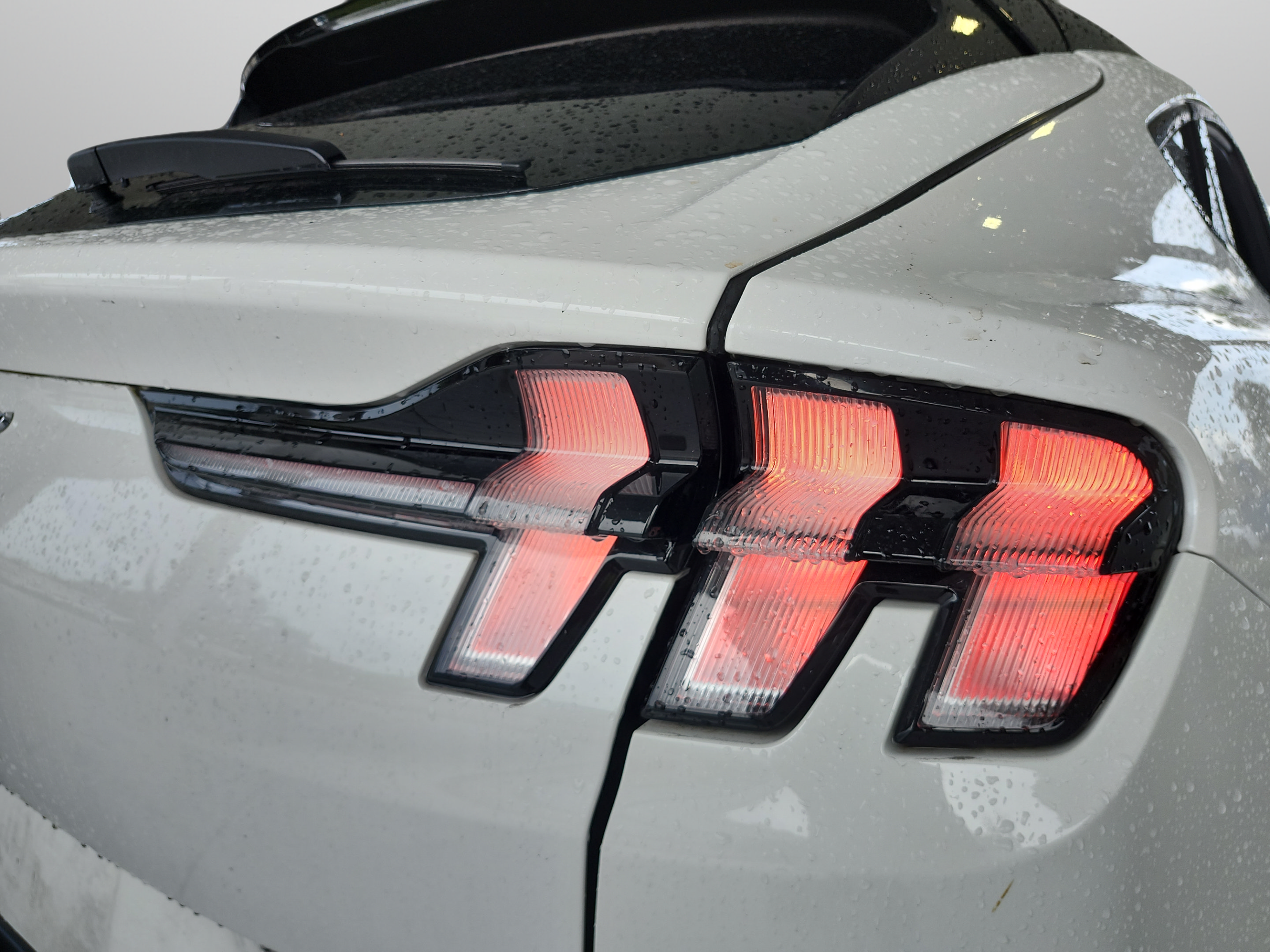 Certified 2025 Ford Mustang Mach-E Select RWD image 31