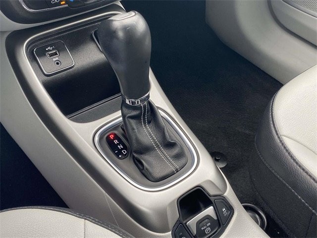 Used 2019 Jeep Compass Latitude FWD image 30