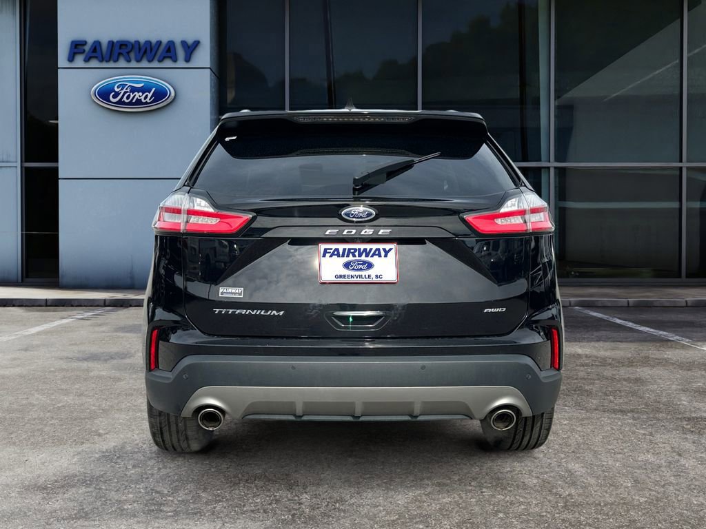 Certified 2022 Ford Edge Titanium image 4