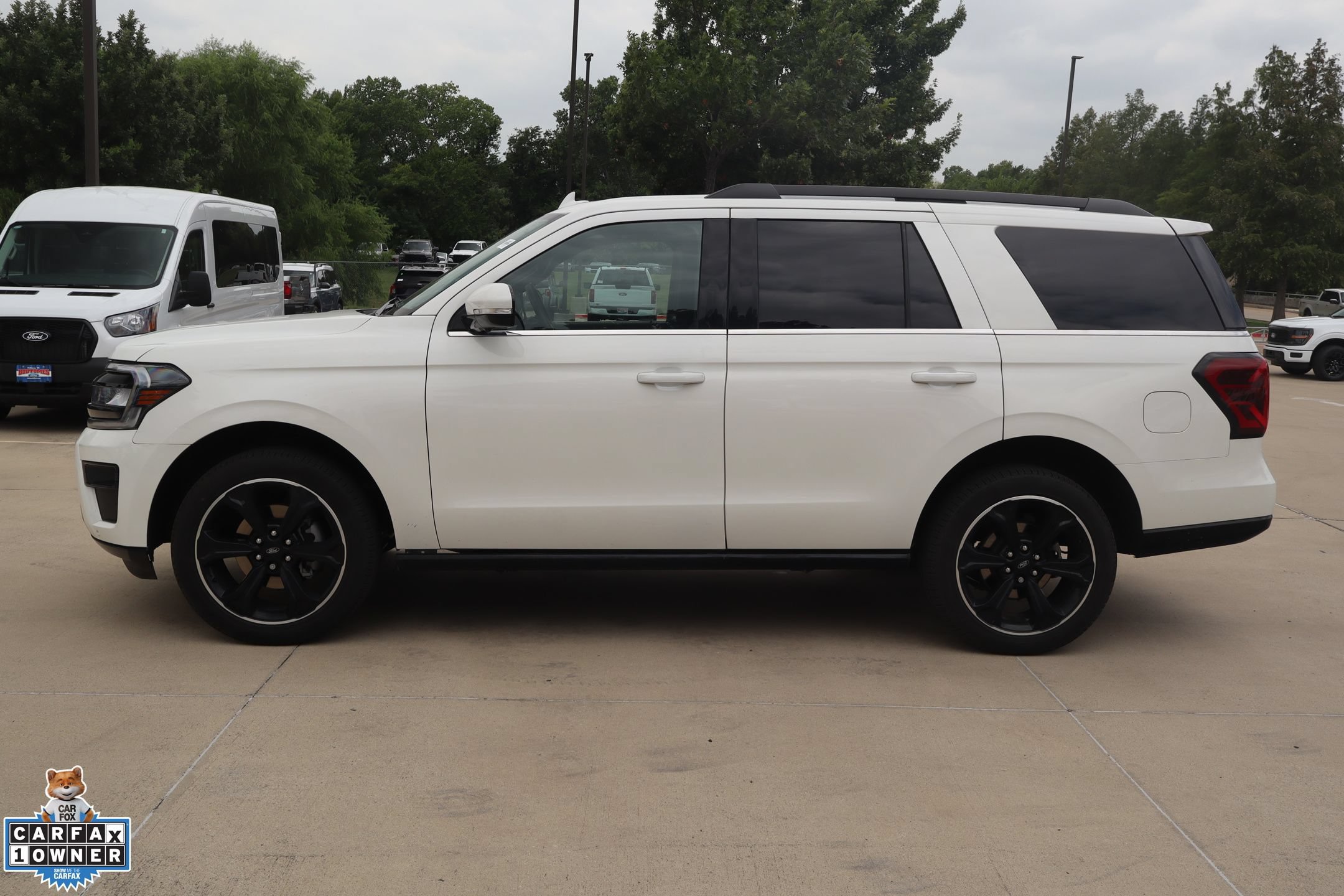 Certified 2024 Ford Expedition Limited AWD/4WD image 7