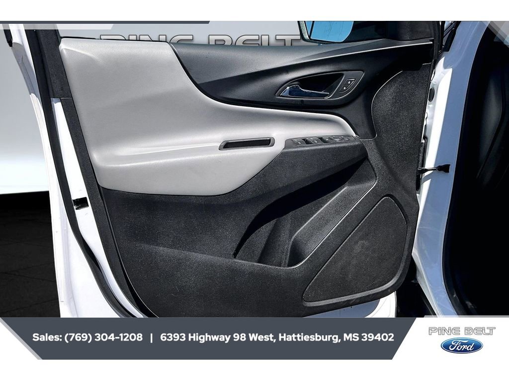 Used 2022 Chevrolet Equinox LS FWD image 16