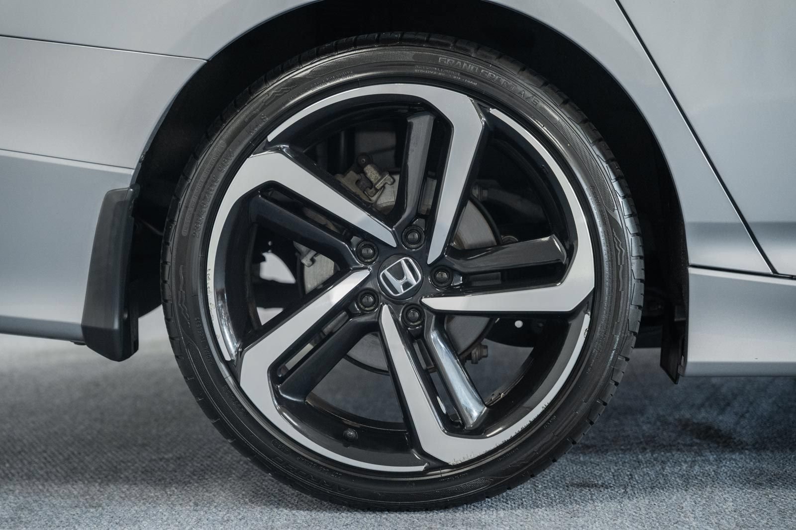 Used 2020 Honda Accord Sport image 19