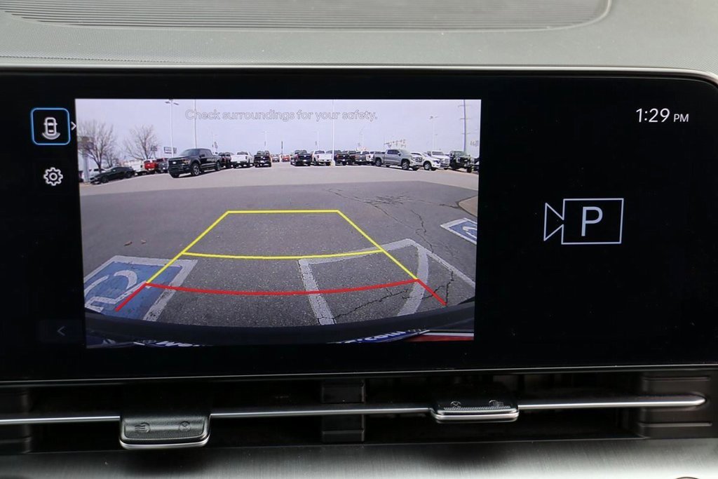 Used 2025 Hyundai Kona SEL image 12