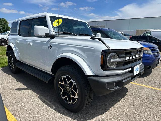 Certified 2025 Ford Bronco Outer Banks AWD/4WD image 4