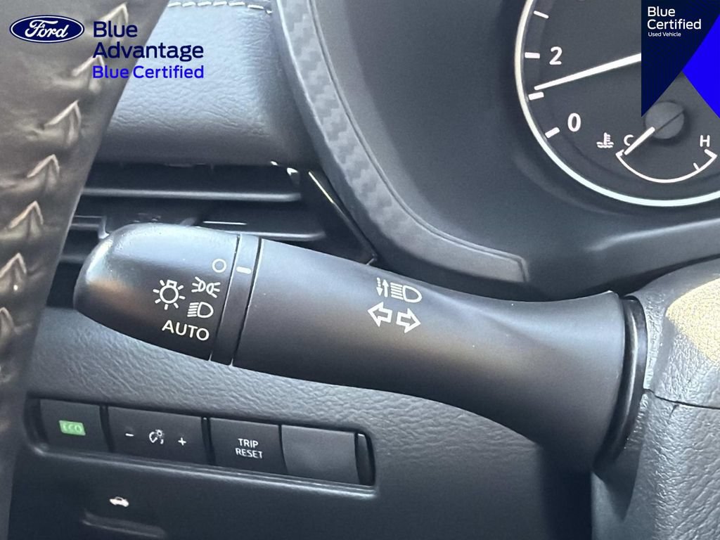 Used 2025 Nissan Sentra SV w/ All-Weather Package FWD image 25