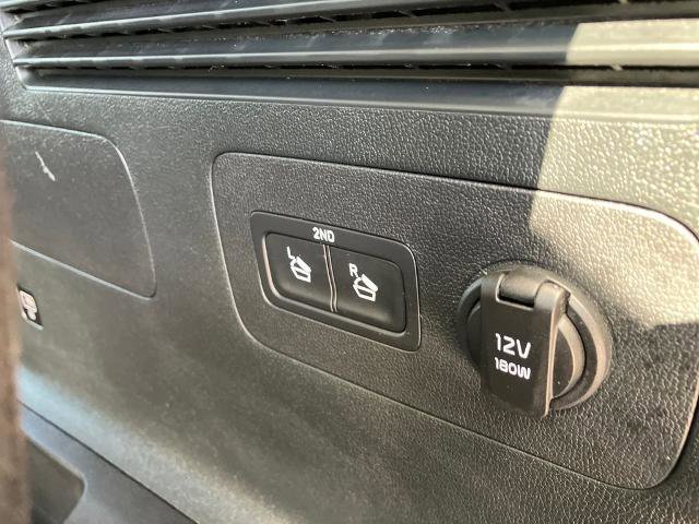 Used 2022 Kia Sorento S w/ Panoramic Sunroof Package AWD/4WD image 15