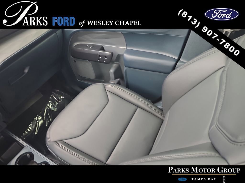 Certified 2026 Ford Maverick Lariat w/ Black Appearance Package AWD/4WD image 13