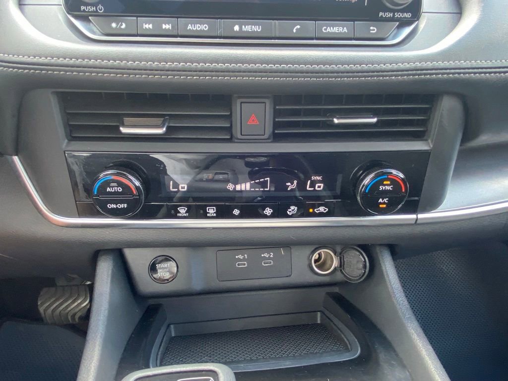 Used 2024 Nissan Rogue SV AWD/4WD image 17