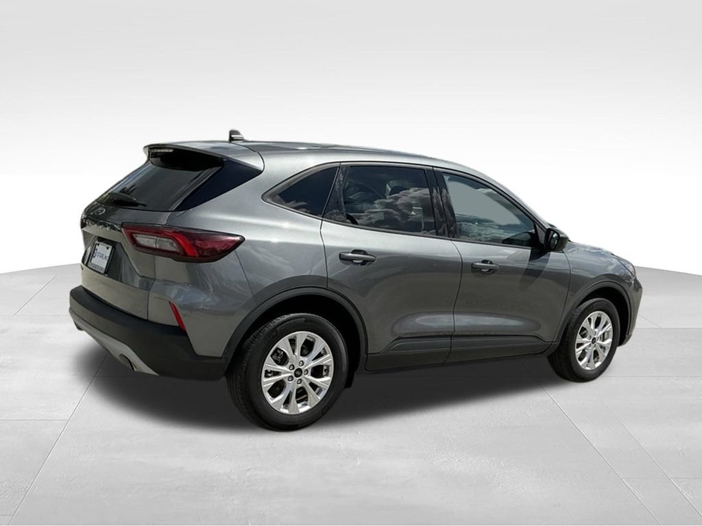 Certified 2025 Ford Escape Active FWD image 10