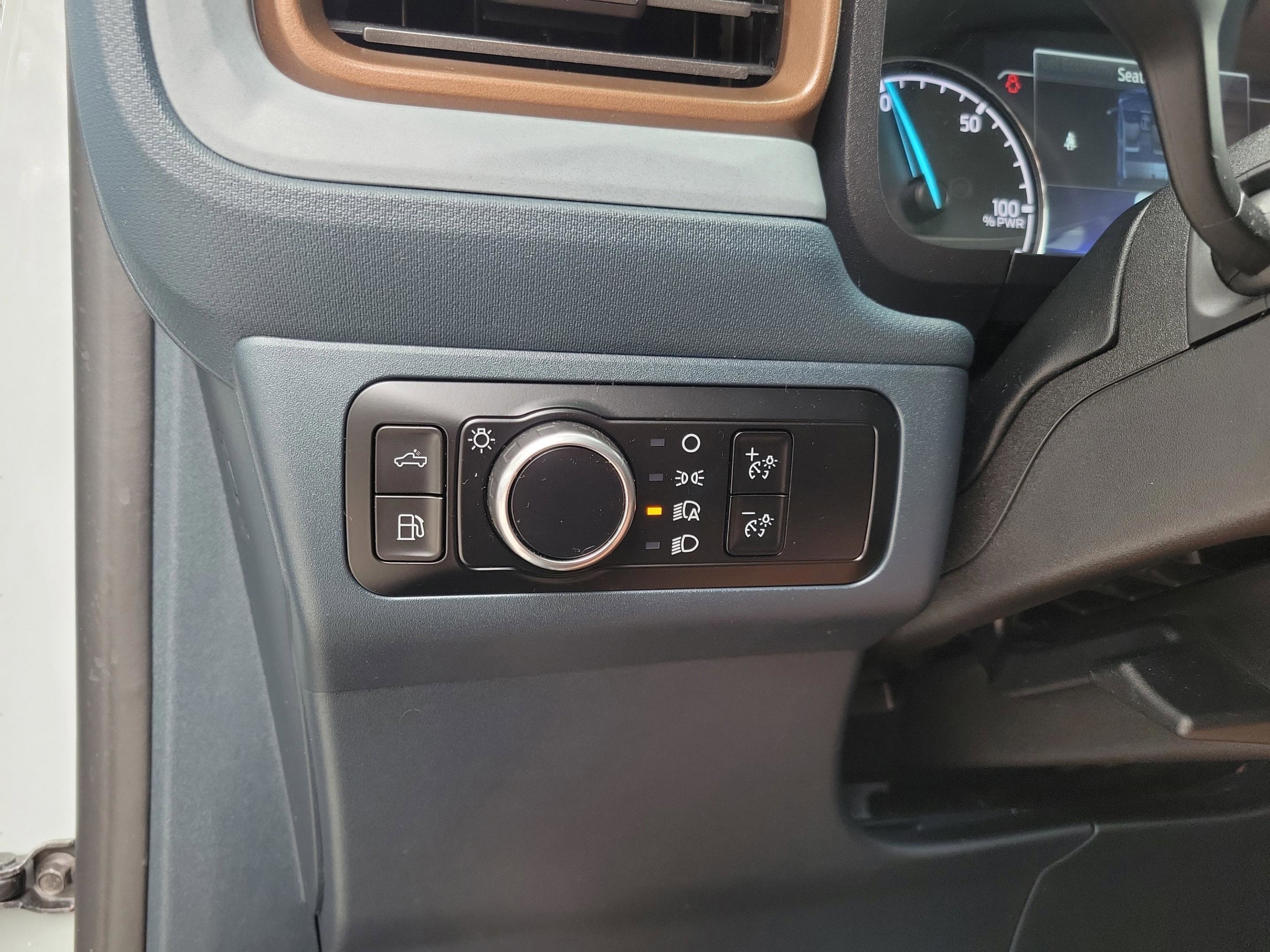 Certified 2024 Ford Maverick Lariat FWD image 19