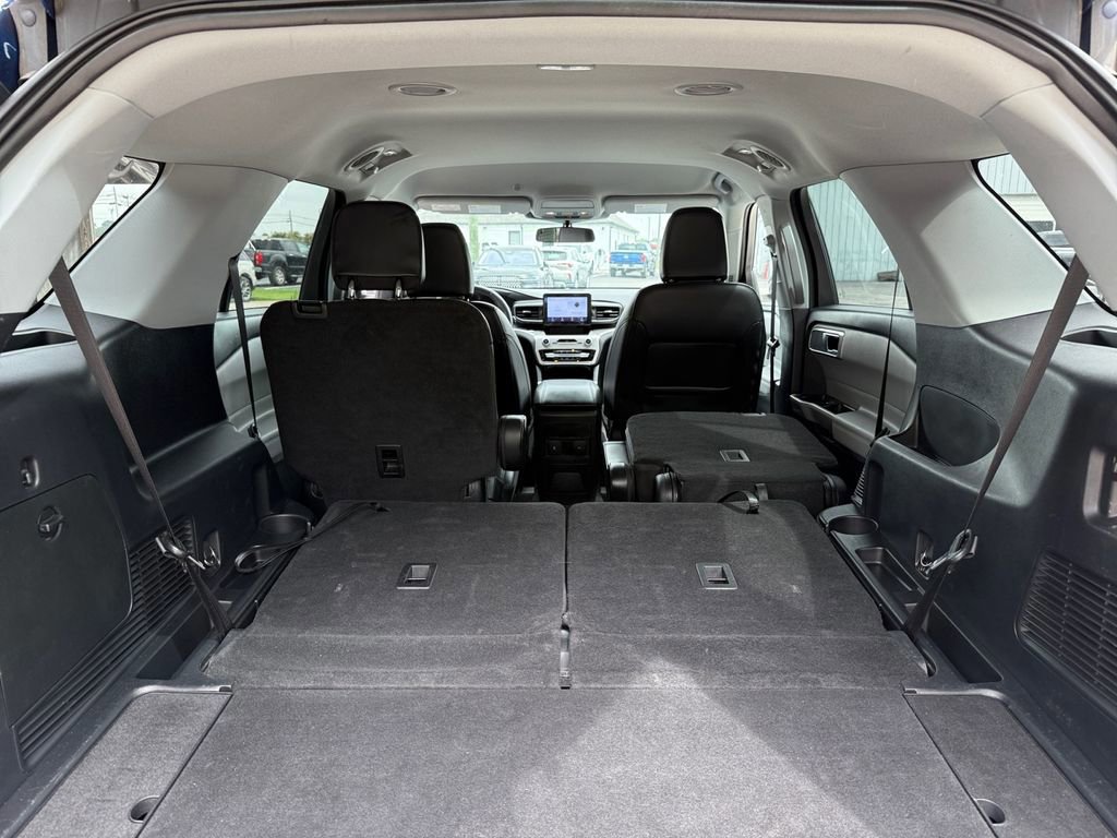 Certified 2022 Ford Explorer XLT w/ Equipment Group 202A image 24