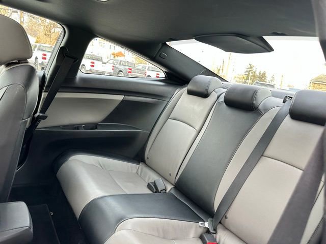 Used 2018 Honda Civic EX-L image 36