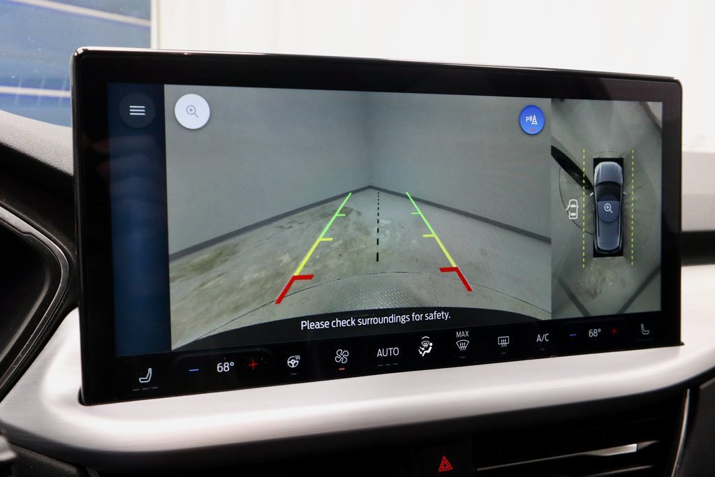 Certified 2024 Ford Escape Platinum image 9