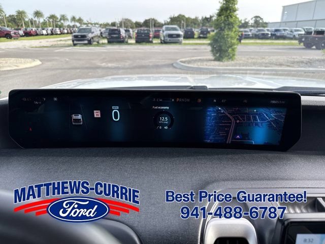 Certified 2025 Ford Expedition Active AWD/4WD image 18