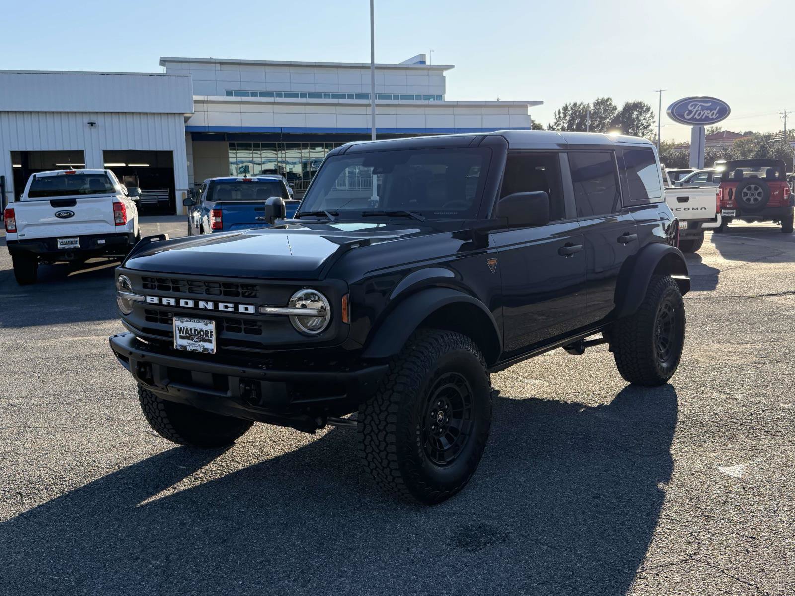 Certified 2025 Ford Bronco Badlands w/ Sasquatch Package AWD/4WD image 5