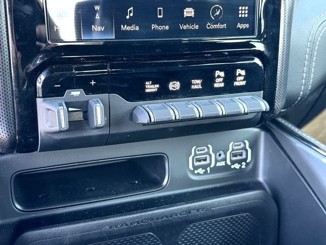 Used 2022 RAM 3500 Limited w/ Night Edition AWD/4WD image 21