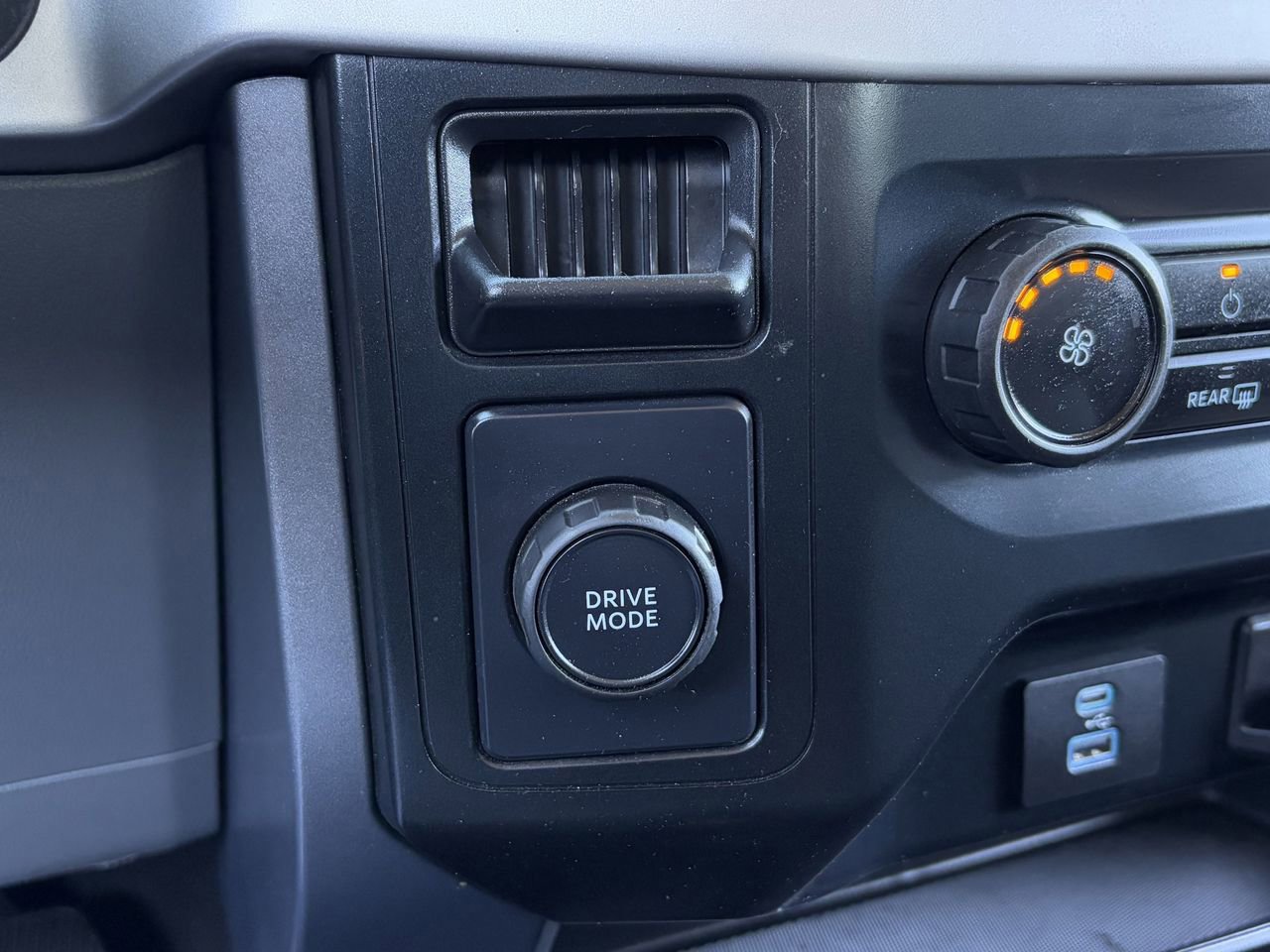 Certified 2023 Ford F150 XLT image 21