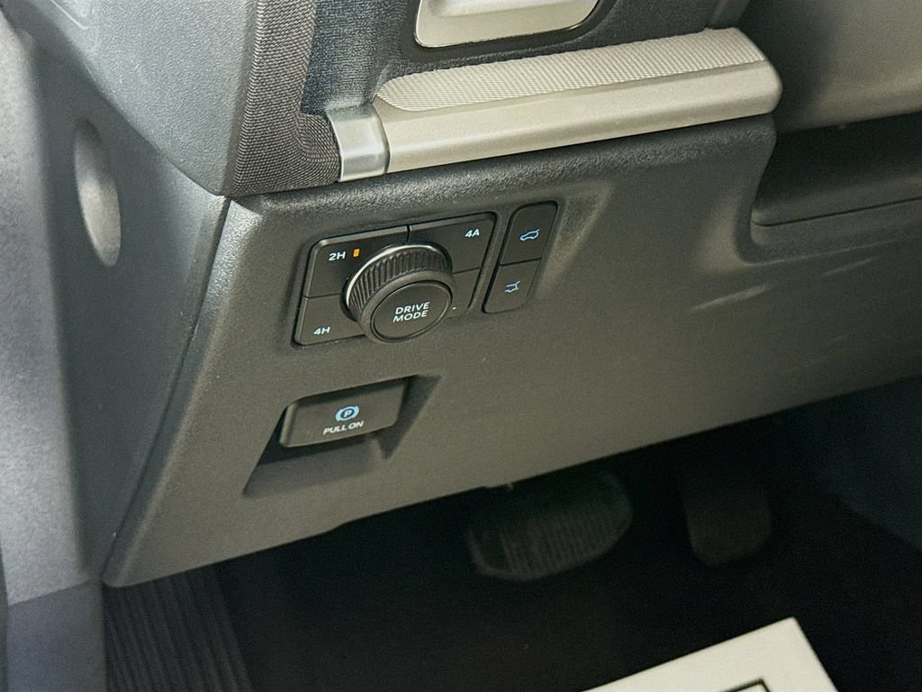 Certified 2025 Ford Expedition Max Active AWD/4WD image 14