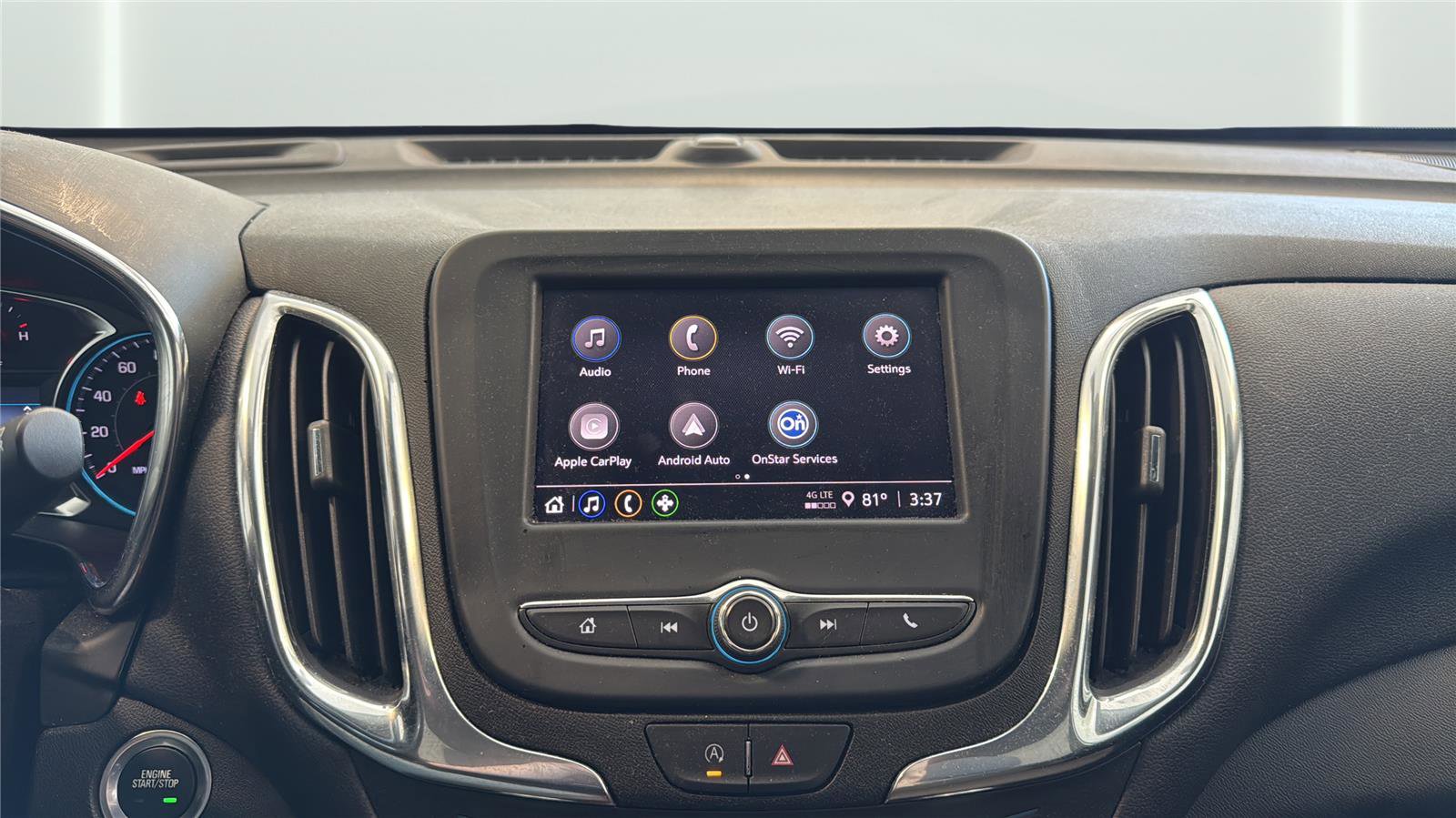 Used 2024 Chevrolet Equinox LT FWD image 19