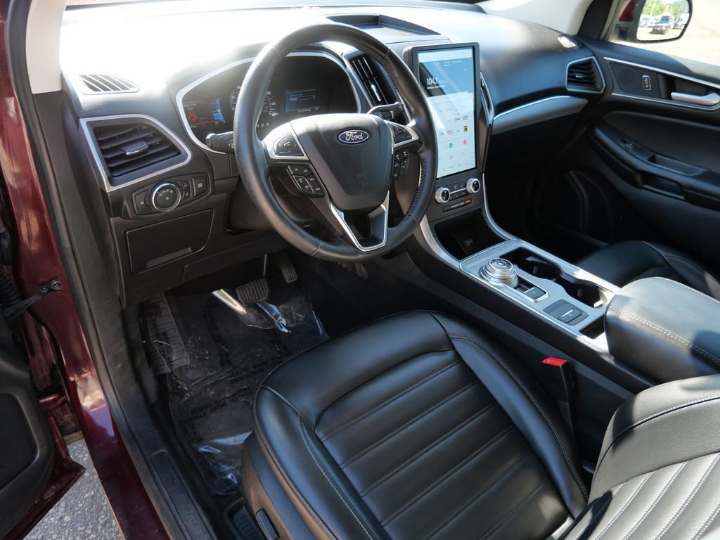 Certified 2021 Ford Edge SEL AWD/4WD image 3
