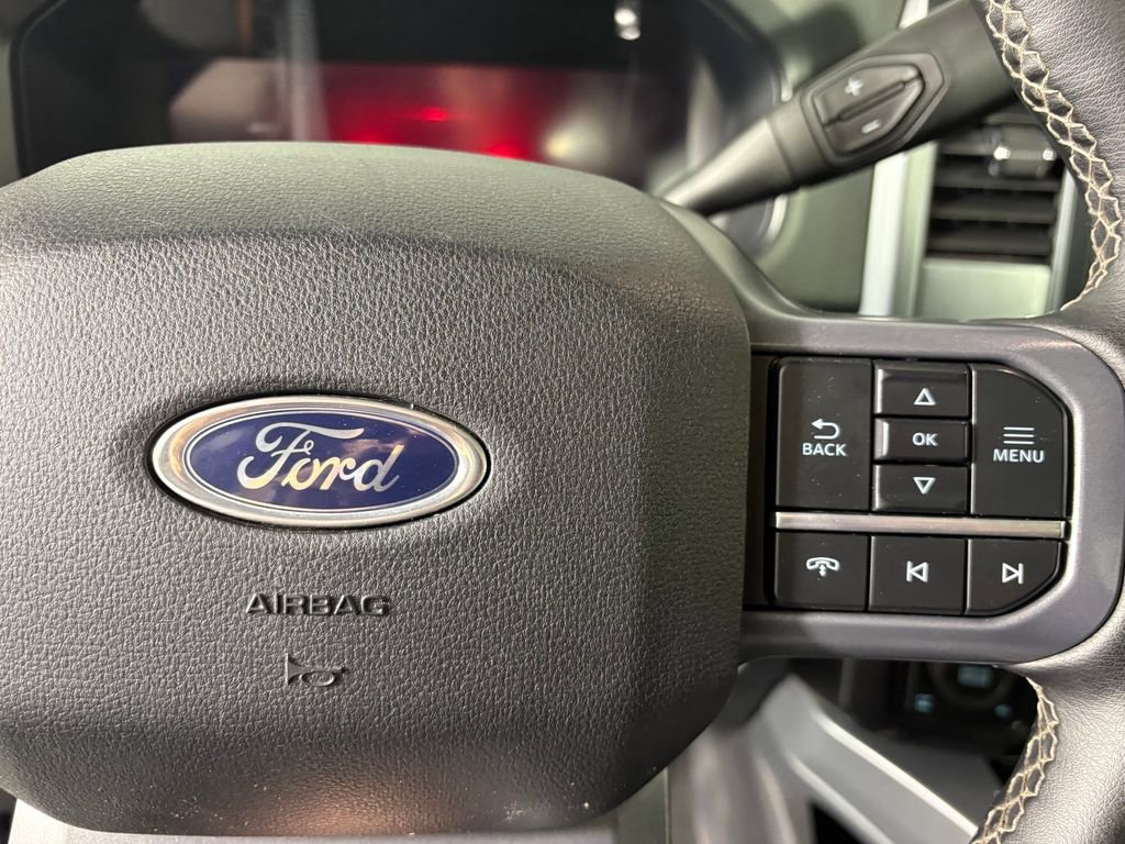 Certified 2025 Ford F350 Lariat AWD/4WD image 22