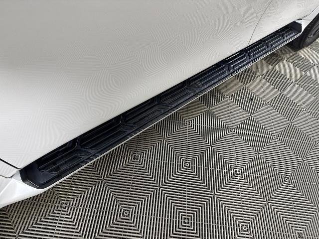 Used 2023 INFINITI QX80 Premium Select w/ Cargo Package image 16