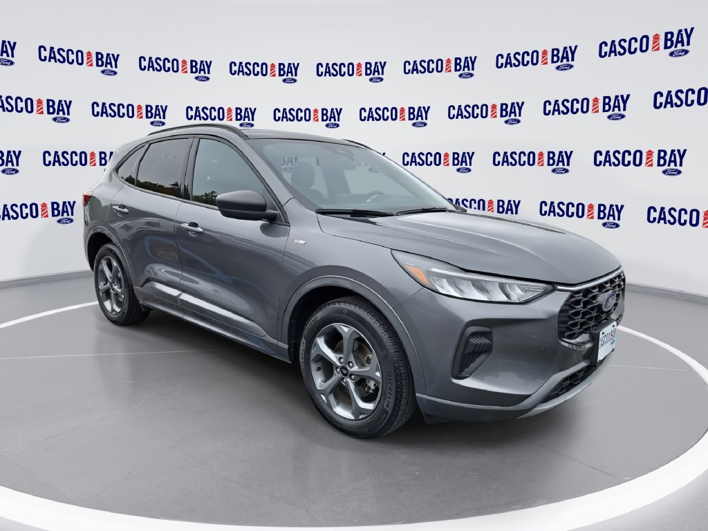 Certified 2023 Ford Escape ST-Line w/ Tech Pack #1 AWD/4WD image 1