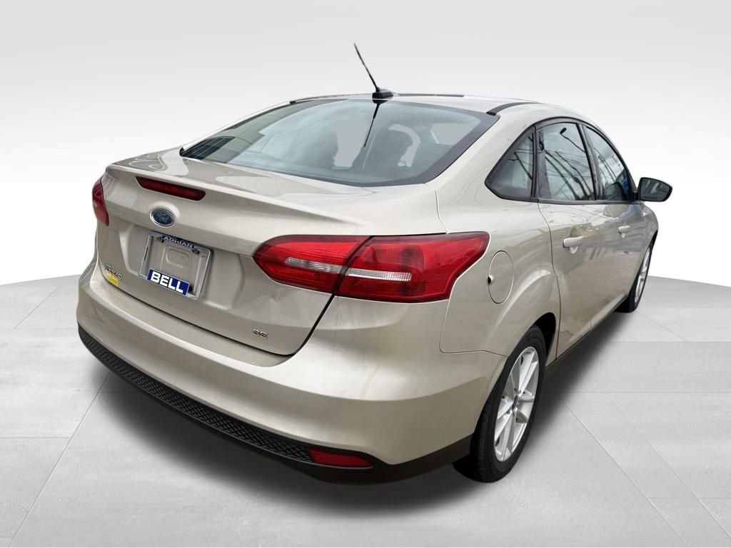 Certified 2018 Ford Focus SE image 11