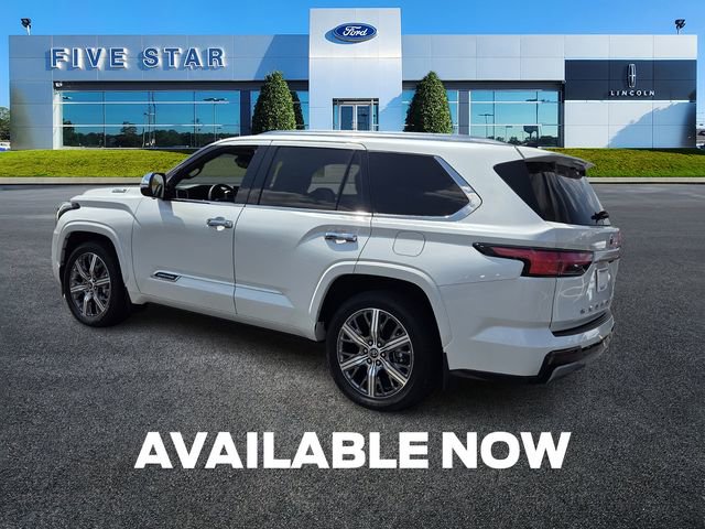 Used 2023 Toyota Sequoia Capstone image 5