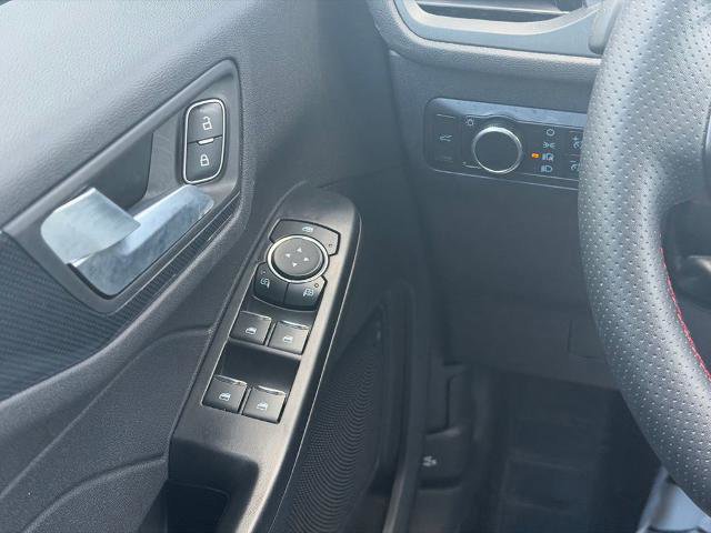 Certified 2025 Ford Escape ST-Line w/ Tech Pack #1 AWD/4WD image 19