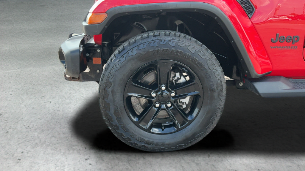 Used 2021 Jeep Wrangler Unlimited Sahara AWD/4WD image 24