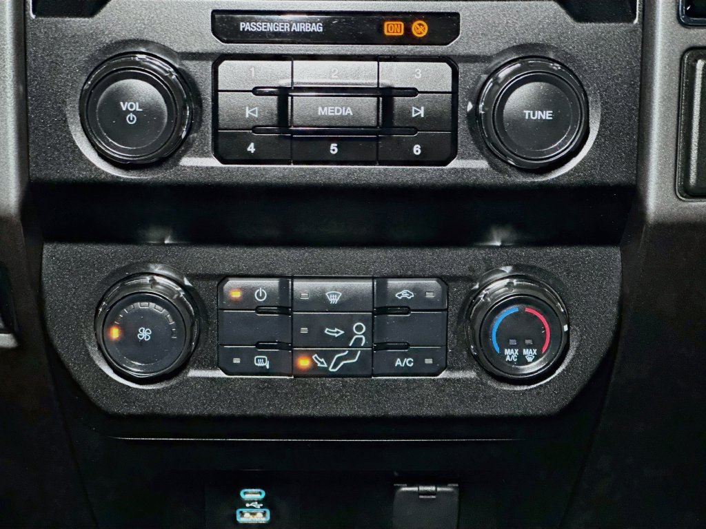 Certified 2022 Ford F250 XLT AWD/4WD image 15