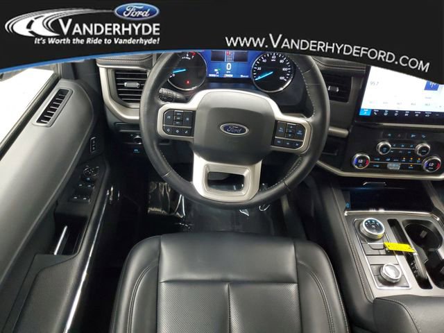 Certified 2024 Ford Expedition Max XLT image 15