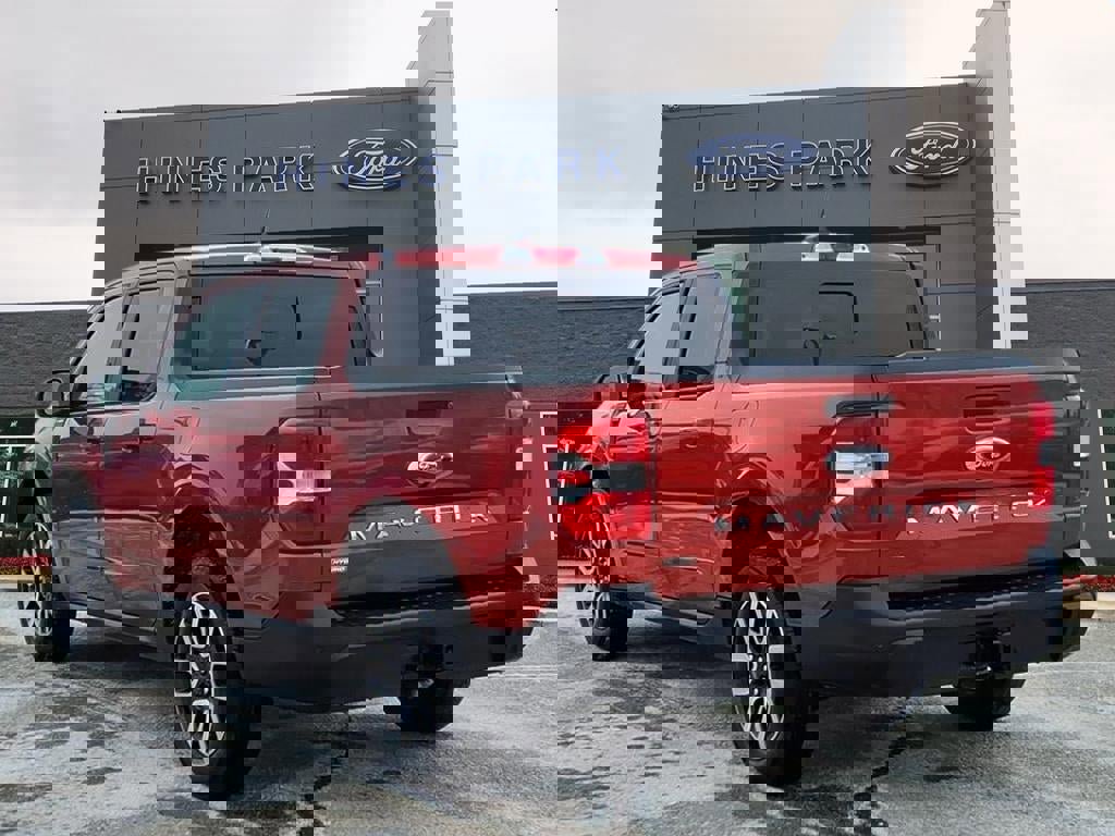 Certified 2023 Ford Maverick Lariat w/ Lariat Luxury Package image 3