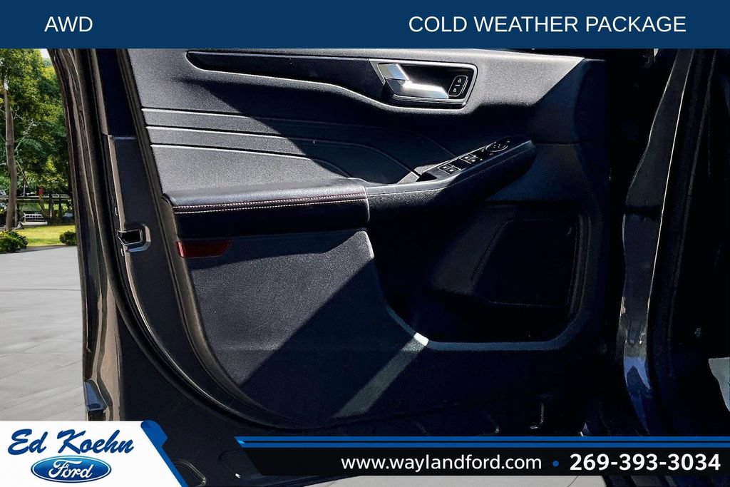 Certified 2023 Ford Escape ST-Line AWD/4WD image 22