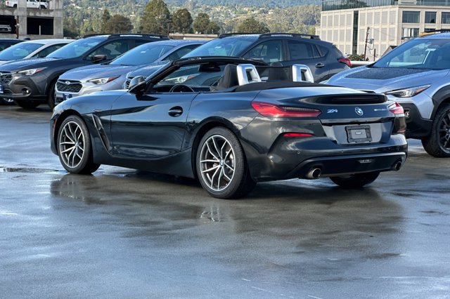 Used 2022 BMW Z4 sDrive30i w/ Driving Assistance Package image 3