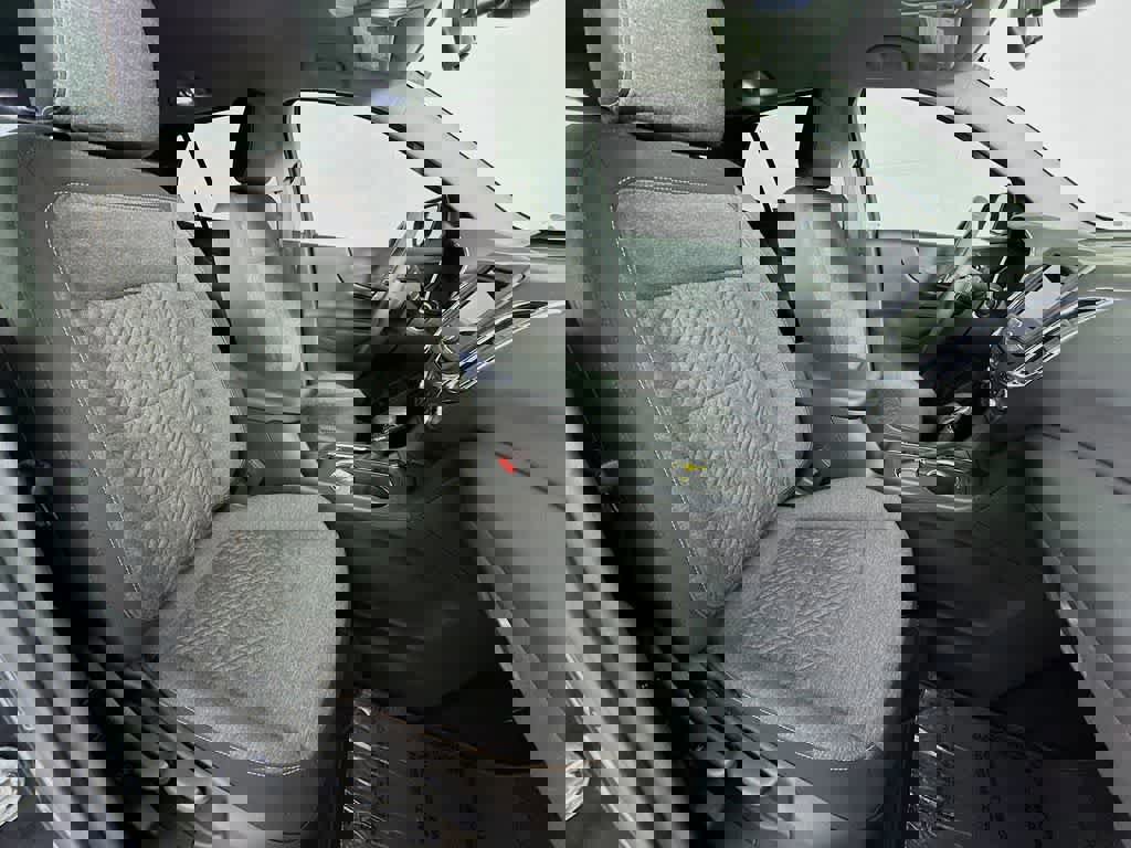 Used 2022 Chevrolet Equinox LT image 18