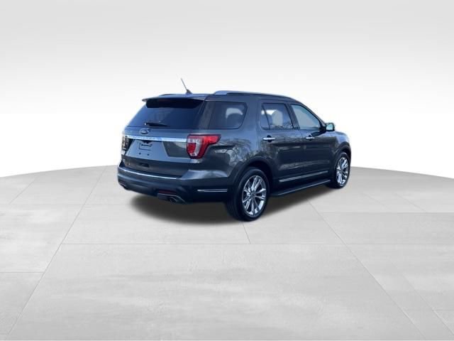 Certified 2019 Ford Explorer Limited w/ Ford Safe & Smart Package image 4